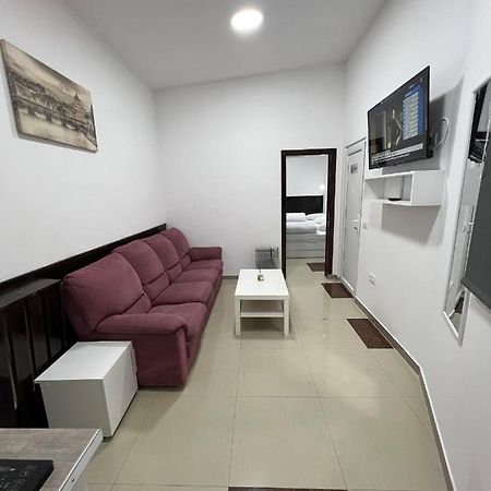 Hostel Casa Popa Nan Букурещ Екстериор снимка